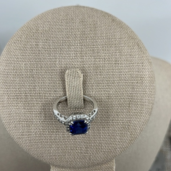 Sterling Silver 925 💎 Blue Sapphire CZ Halo Ring - Size 7 - Picture 5 of 17